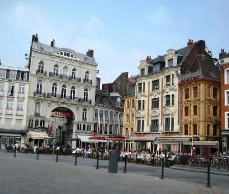 Groupes-coliving-loosleslille-7 Chambres-5 Sdb فيلة